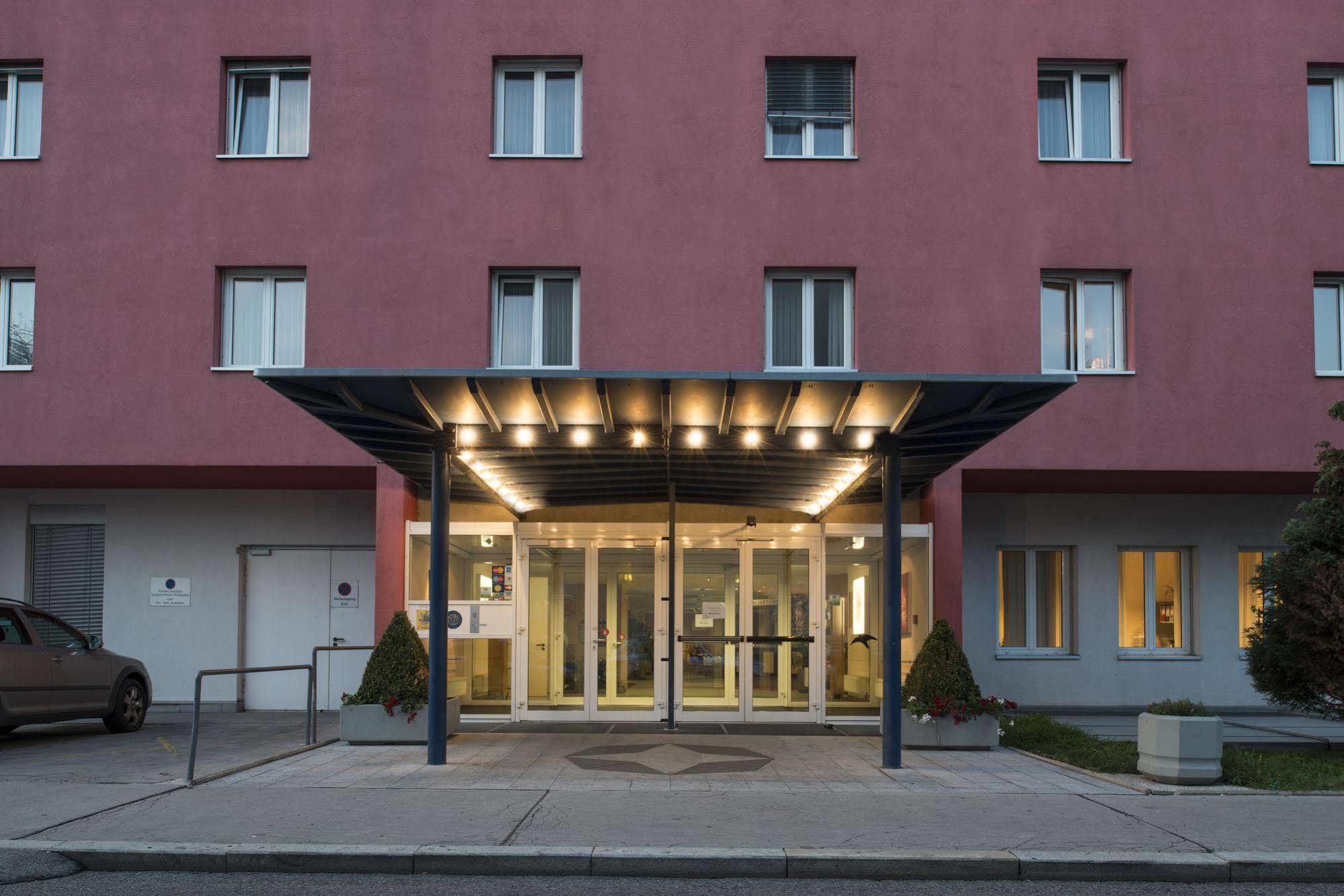 וינה 24Hours Apartment Hotel מראה חיצוני תמונה